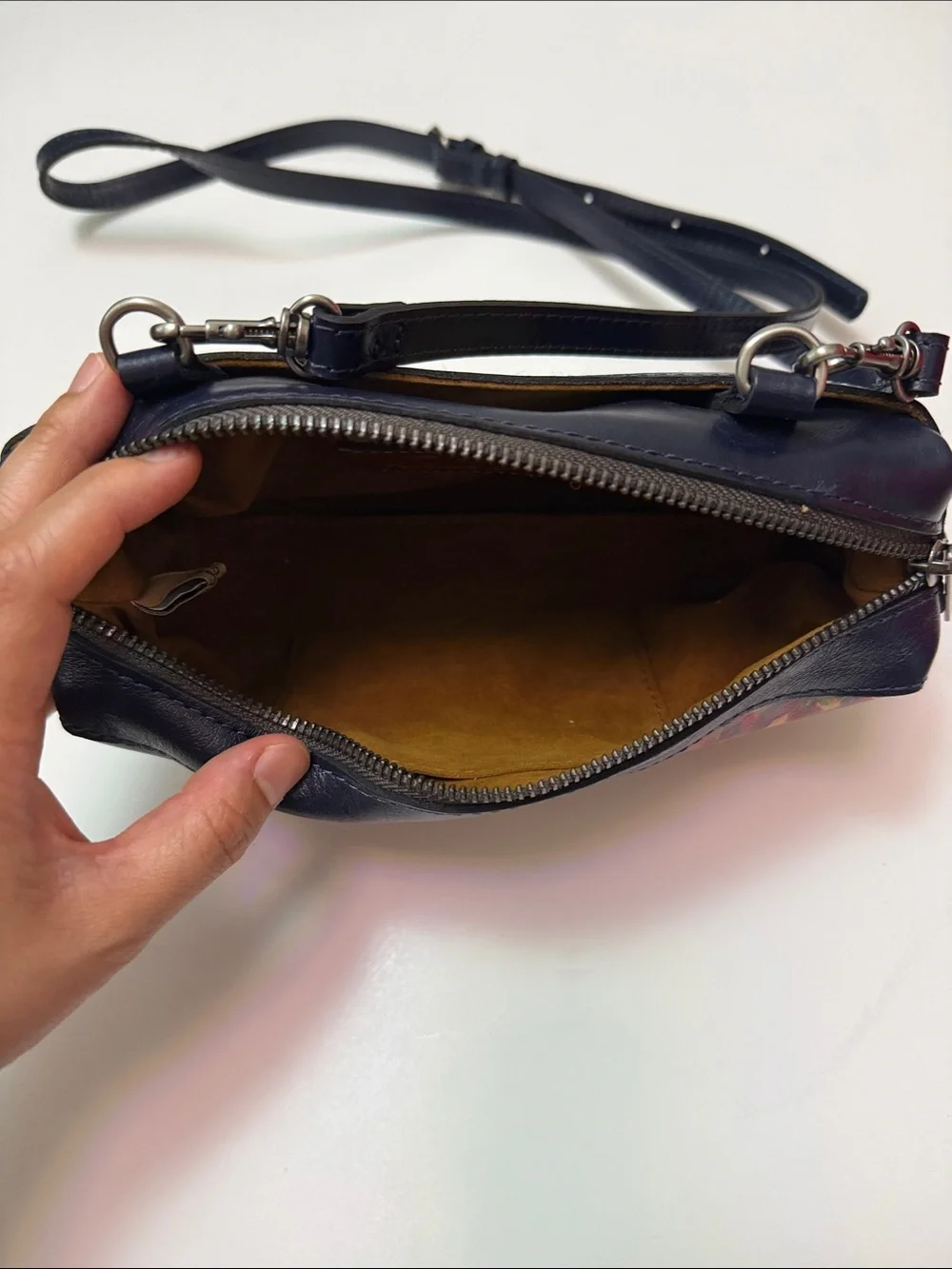 Women's‎ Patricia Nash Blue Floral Coated Leather Crossbody Bag